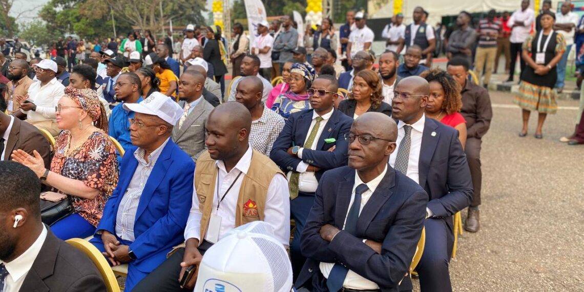 LÔVUA MARCA PRESENÇA NA EXPO-DUNDO 2025